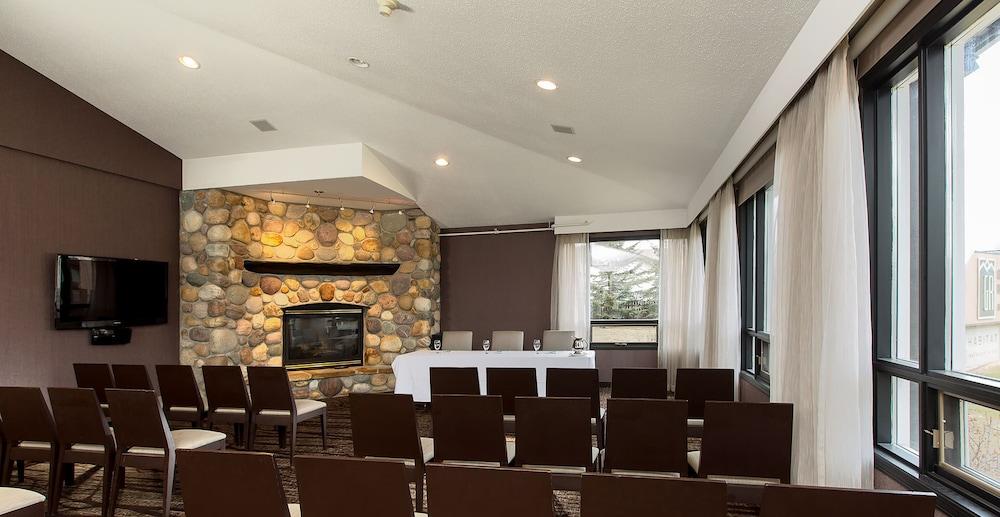 Grande Rockies Resort-Bellstar Hotels & Resorts Canmore Exterior photo