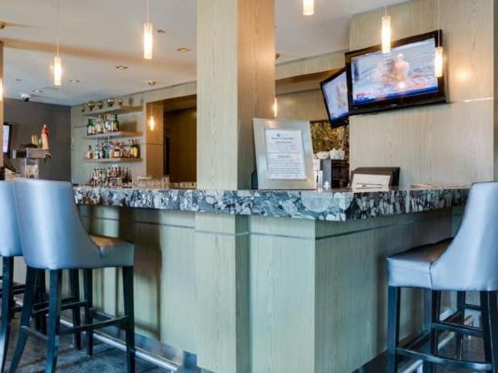 Grande Rockies Resort-Bellstar Hotels & Resorts Canmore Exterior photo