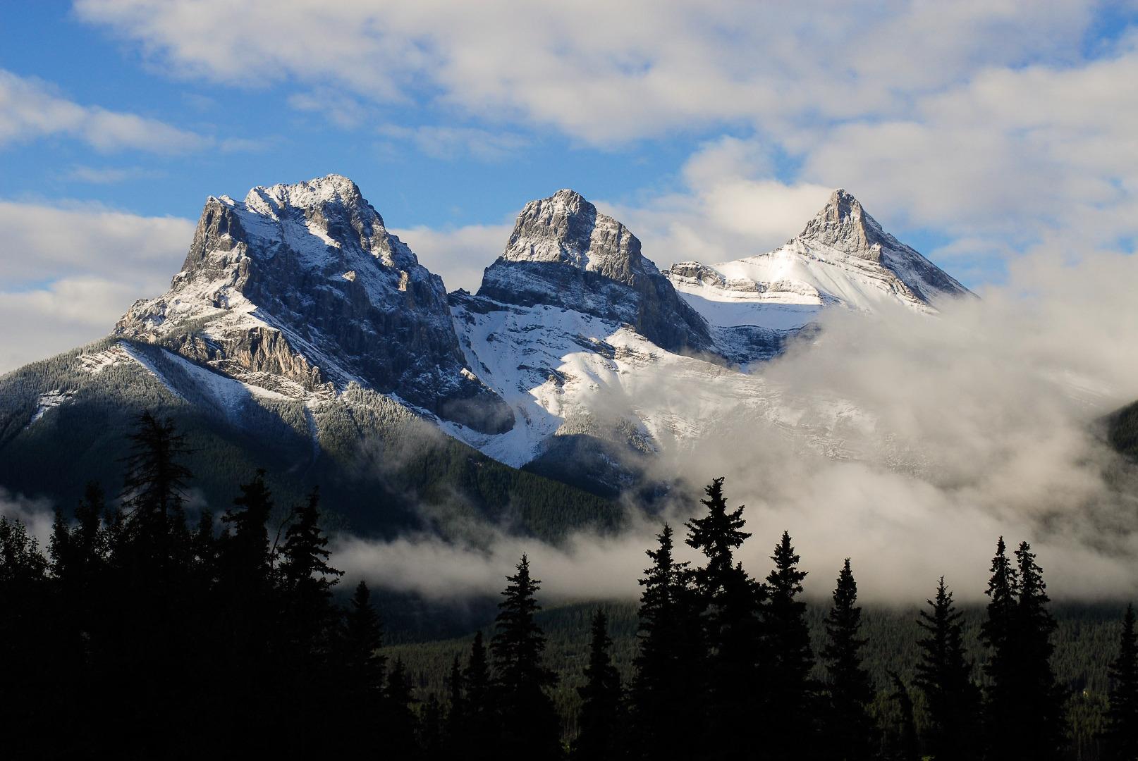 Grande Rockies Resort-Bellstar Hotels & Resorts Canmore Exterior photo