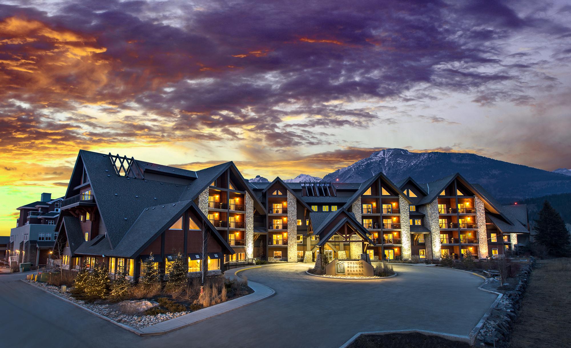 Grande Rockies Resort-Bellstar Hotels & Resorts Canmore Exterior photo