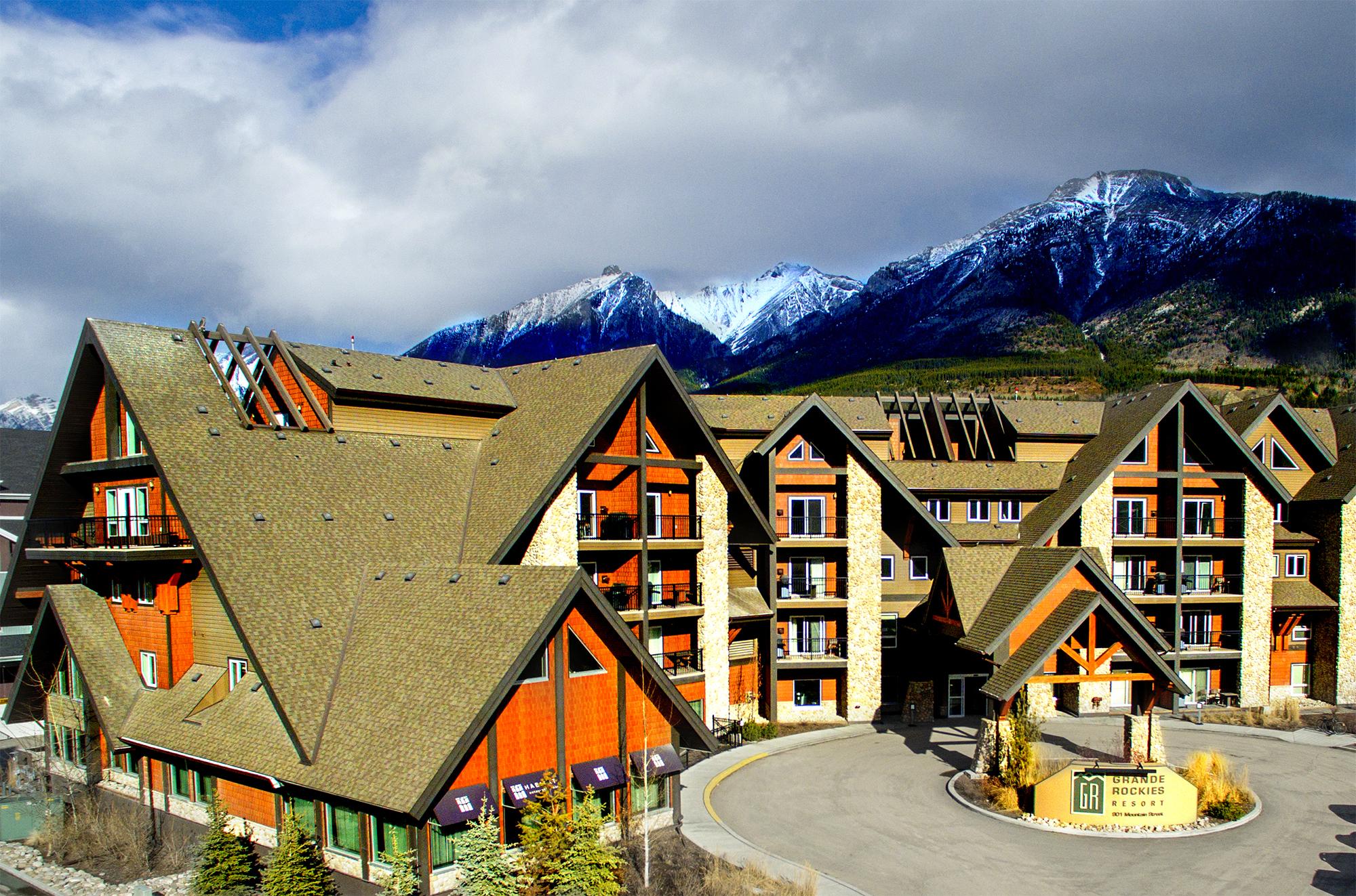 Grande Rockies Resort-Bellstar Hotels & Resorts Canmore Exterior photo